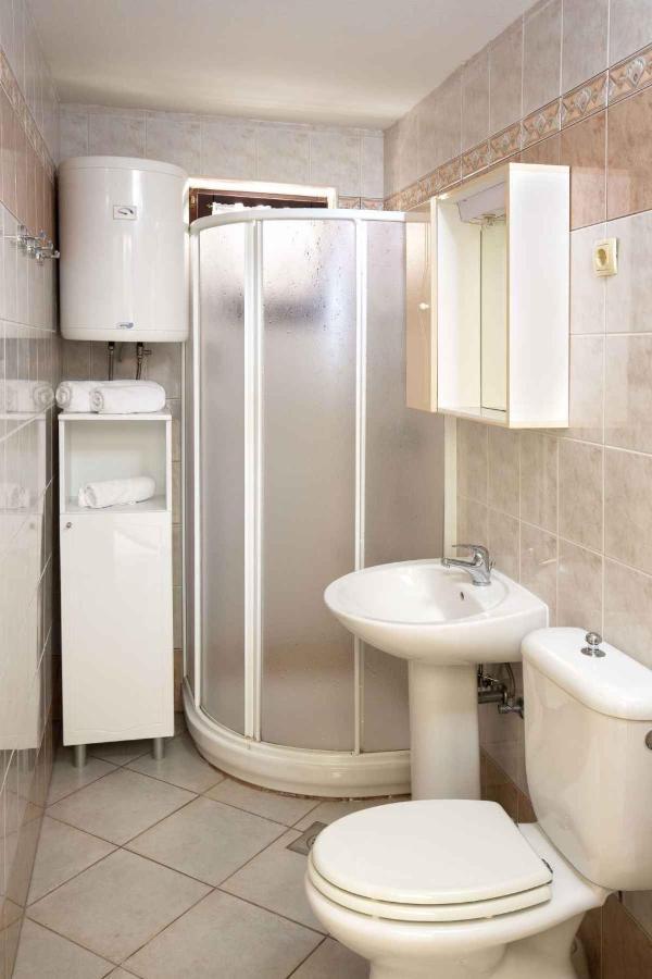 Apartment In Ravni/Istrien 8872 Extérieur photo